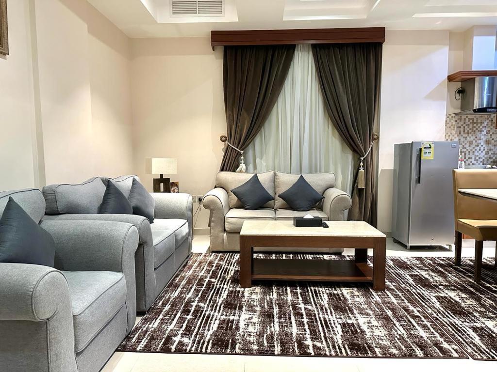 Sas Al Olaya Hotel Suites อัลโคห์บาร์ ภายนอก รูปภาพ
