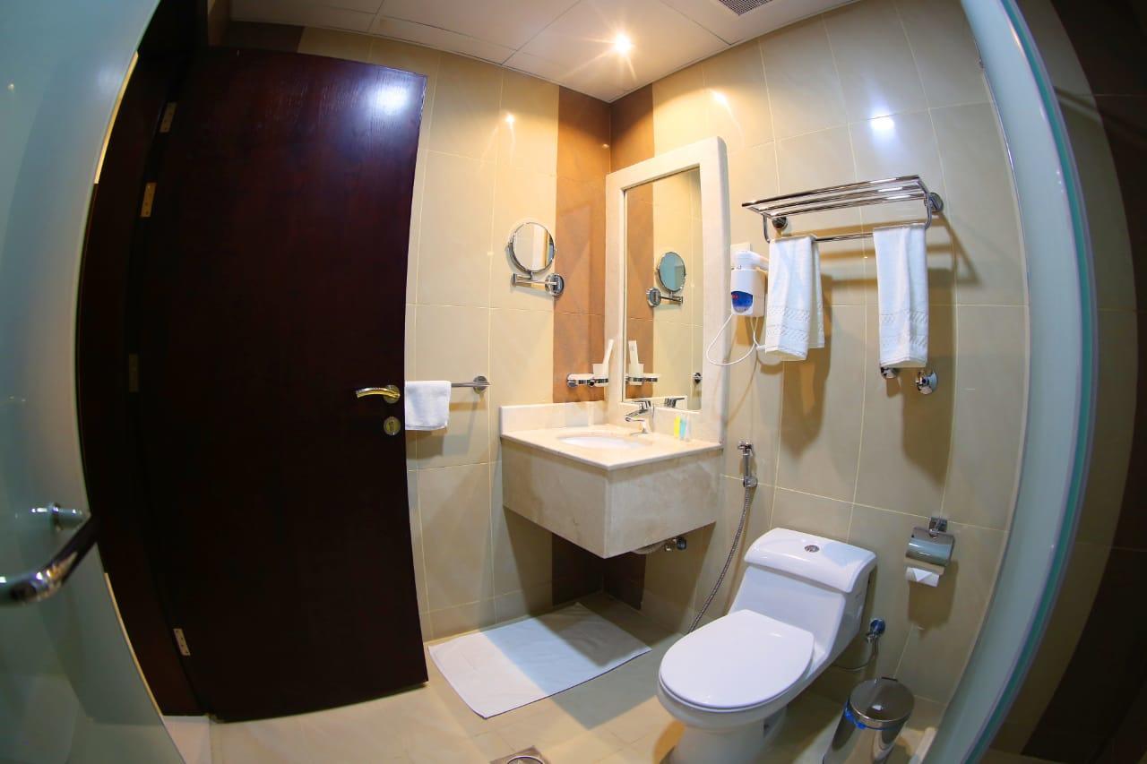 Sas Al Olaya Hotel Suites อัลโคห์บาร์ ภายนอก รูปภาพ